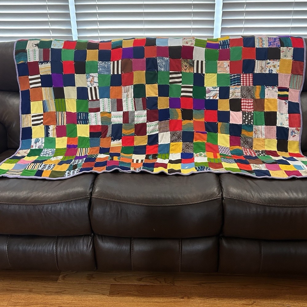 Vtg 1970s‎ Boho Patchwork Quilt Handmade 62.5x87.5 Colorful Retro Fabric Blanket